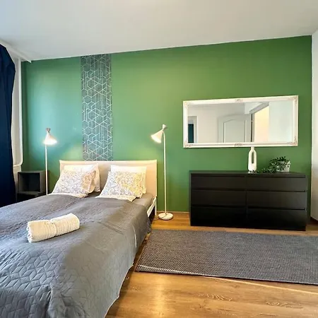 Apartment Szigony - Spacious Budapest